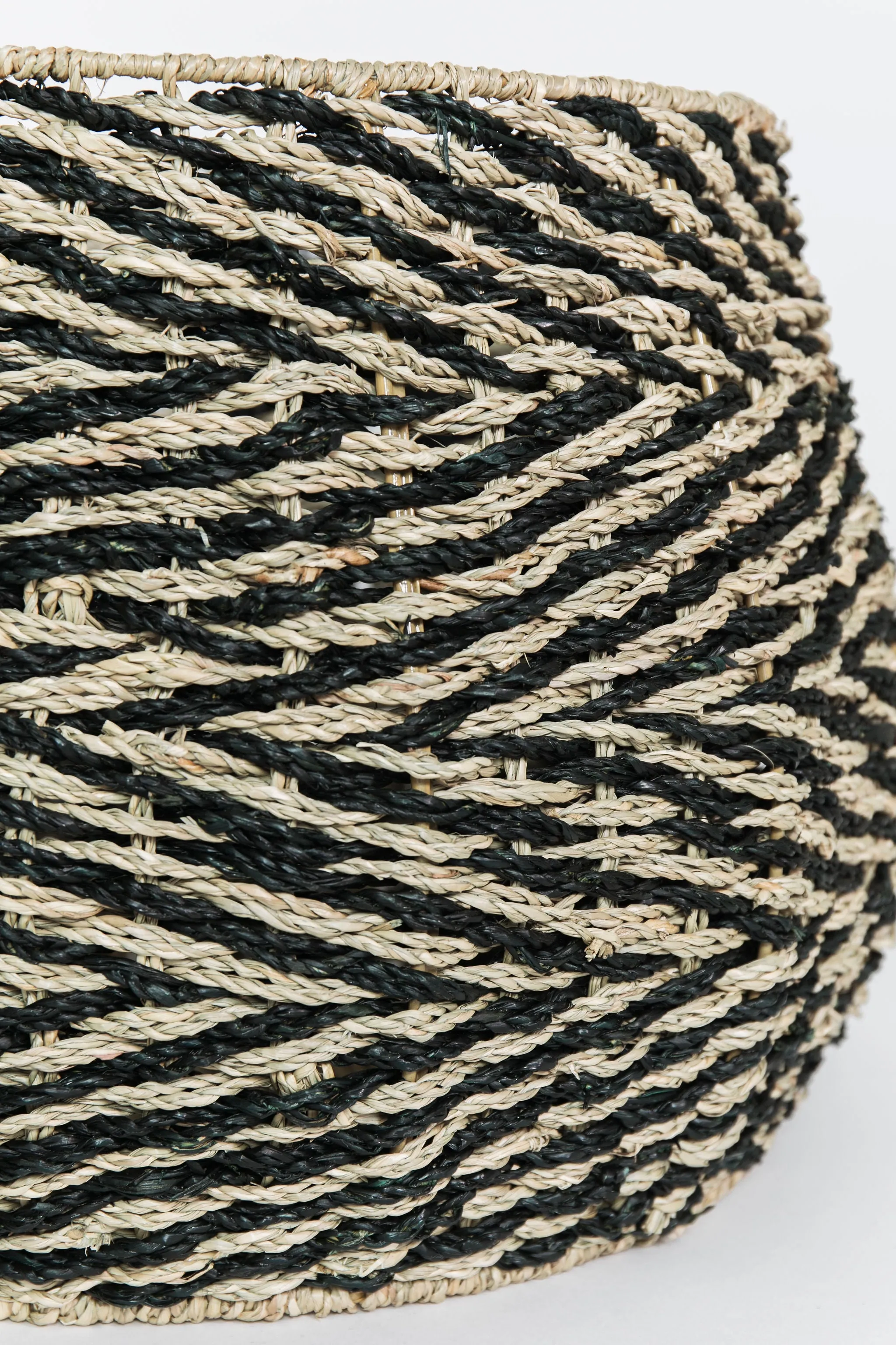 Chevron Woven Seagrass Basket- Medium