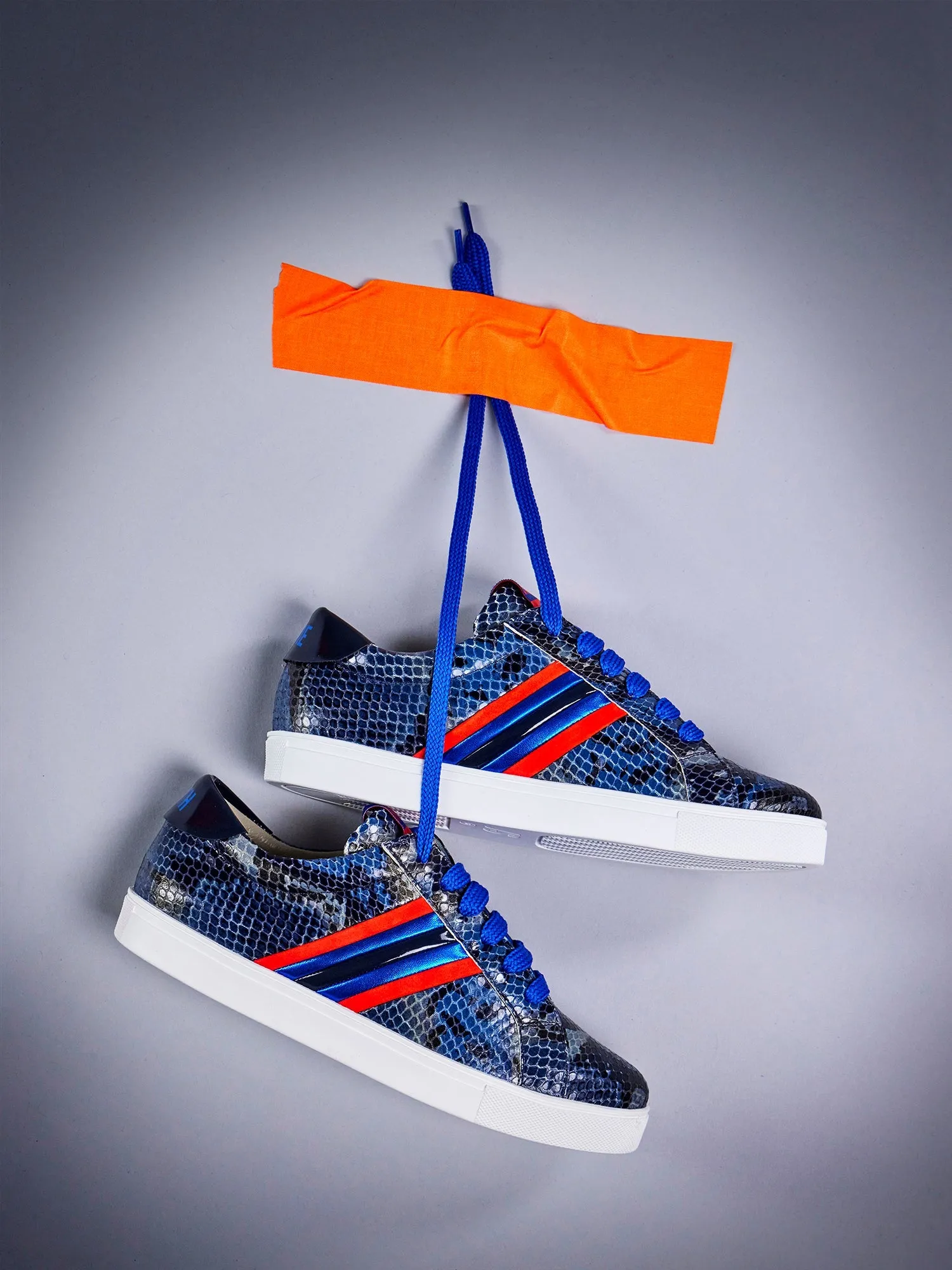 Sneakers Limited Edition